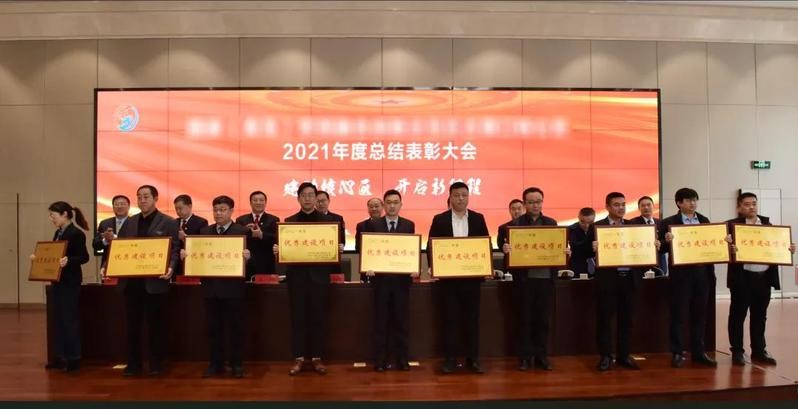 http://jjc.upc.edu.cn/_upload/article/images/3d/55/718be4c74b96a72d52703c4fc450/f11f560a-75e8-4935-a62c-7ad4bb560561.jpg